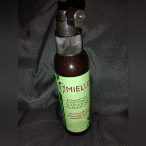 Mielle Rosemary Mint Scalp & Hair Oil